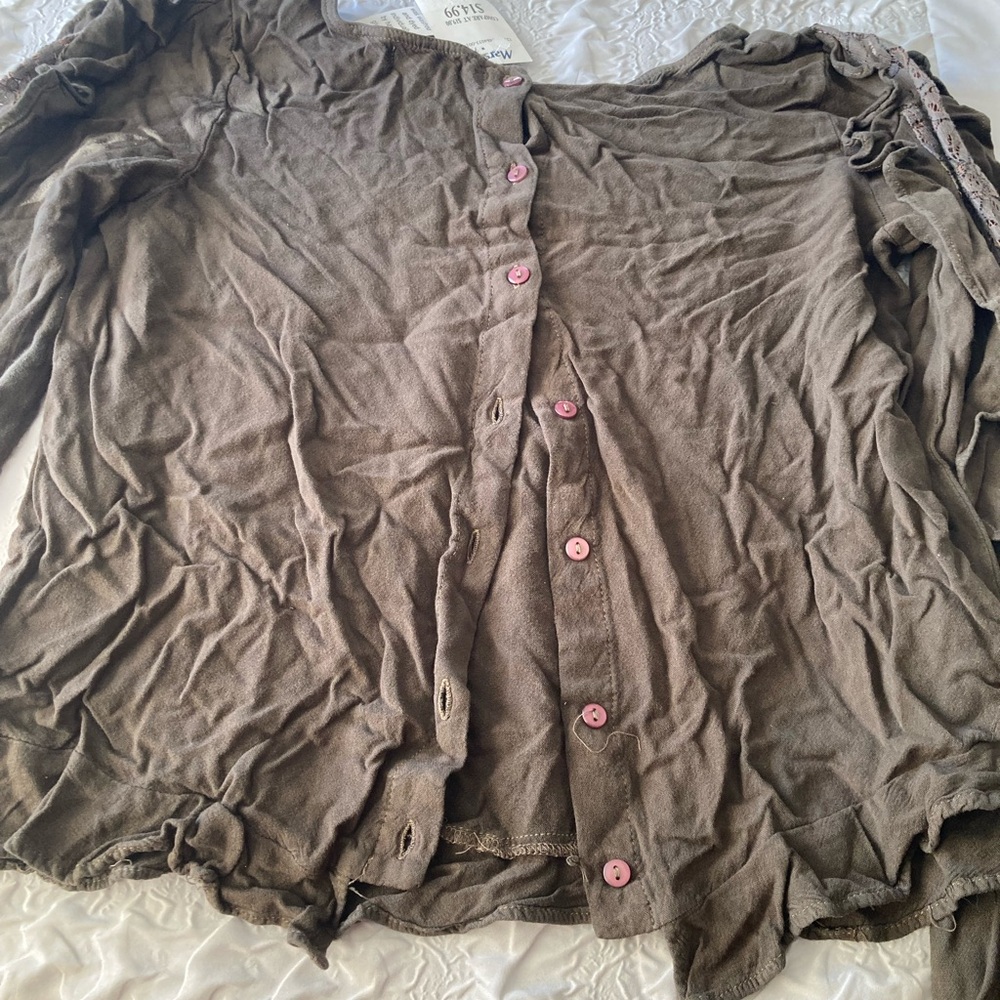 Style Envy top. - Picture 2 of 5